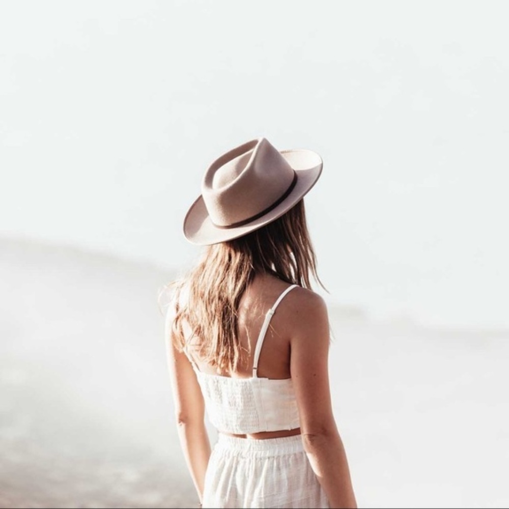 Will + Bear Calloway - Fawn - Never Worn!